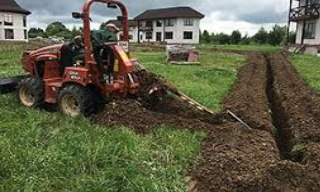 Копка траншей для водопровода в Кингисеппе: цена за метр от 945 руб.